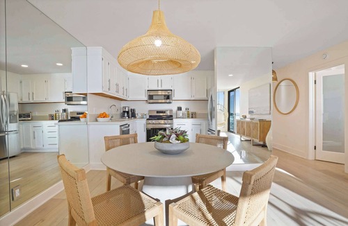 Eastern Malibu Apartment | Aquamarine by Stay Awhile Villas