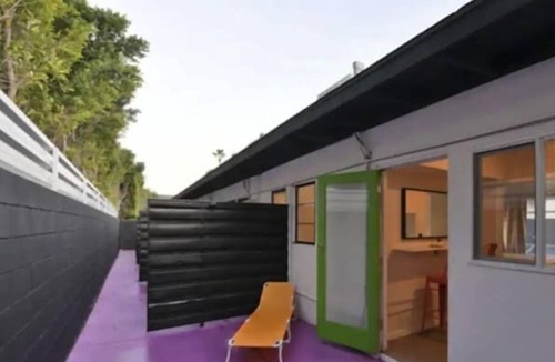 Uptown Design District Villa | Art Hotel - Entire Retro Boutique Hotel