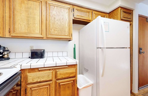 Mammoth Lakes Condo | Aspen Creek Shared Amenities | Near Hiking!