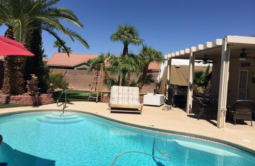 Silverado Ranch House | Aurora Bungalow House. 3 bdrm, Private Pool/Spa/Yard, 2 miles to Las Vegas Blvd