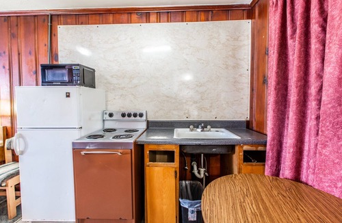 West Eugene Hotel | Autzen Inn