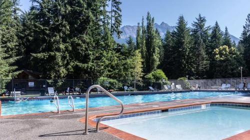 Glacier House | Avventura Chalet