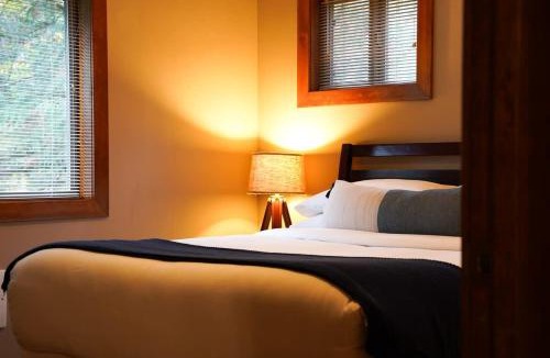 Glacier House | Avventura Chalet