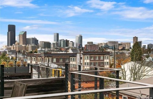 Central District House | Award-winning Urban Eco Loft in Central Seattle