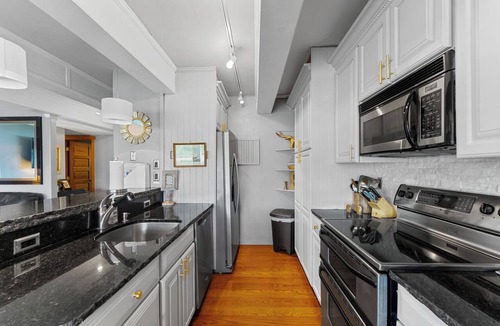 Dillon Apartment | Awc105d3