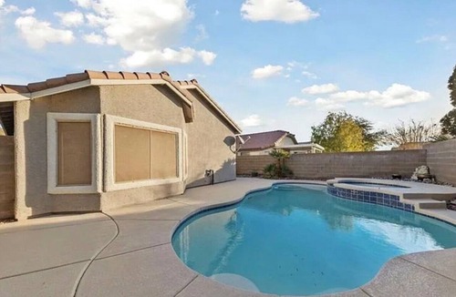 Enterprise House | Awesome 4-bedroom house with AC in vibrant Las Vegas