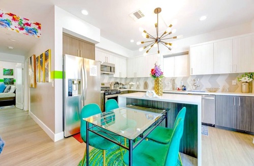 North Hollywood Villa | B. 3BR NoHo Retreat by Universal+Patio: MAJOR INTERNATIONAL SPORTING EVENT SoFi