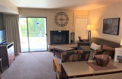 Wapato Point Apartment | B2 Waterfront Condo with Two Patios