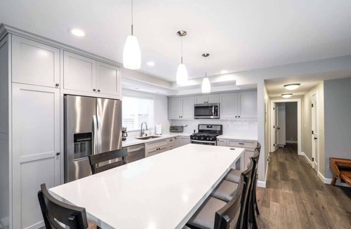 Balboa Island House | Balboa Island Duplex Near Ferry, Patio and Parking