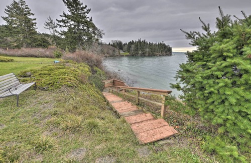 Anacortes House | Bayfront Home - Take Ferry to the San Juan Islands