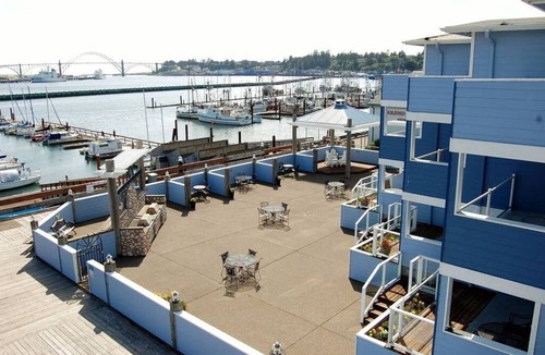 Newport Condo | Bayfront Upscale Condo on the Oregon Coast in Newport