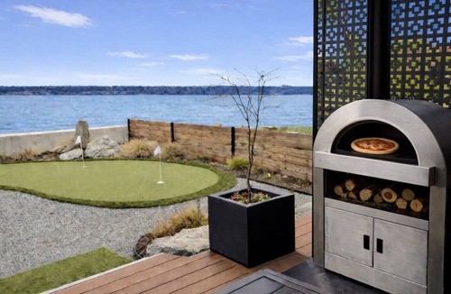Bells Beach House | Beach Access, Kayaks, SUP, Pool Table and Whale watching