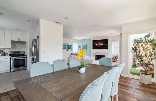 Marina Peninsula Condo | Beach as your Doorstep | Ocean view, BBQ, Parking