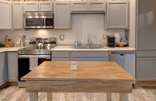 Grayland House | Beach Barn Getaway- with hot tub