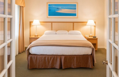 Avila Beach Hotel | Beach Getaway Near Old Port Beach! 2 Cozy Units w/Full Kitchen, & Onsite Pool!