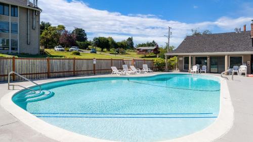 Freeland Apartment | Beachcombers Bliss by AvantStay