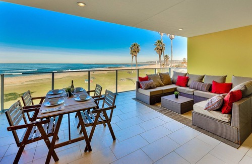 Ocean Beach House | Beachfront Dog-Friendly Condo w/Spacious Balcony, A/C, Ocean Views, WiFi