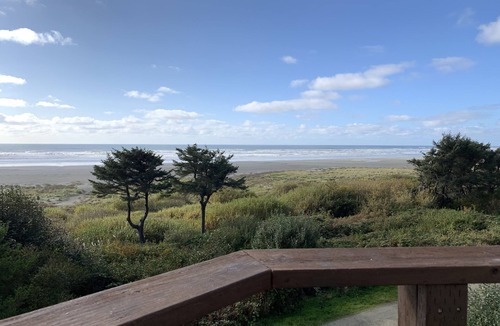 Moclips House | Beachfront Home with Stunning Views