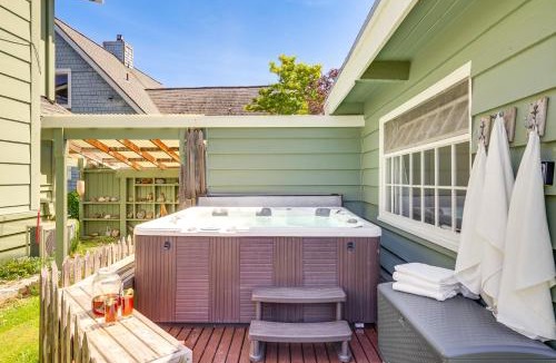 Lummi Island House | Beachfront Oasis! Luxe Lummi Island Retreat