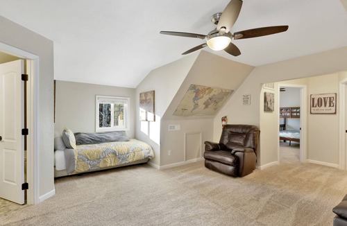 Big Bear Ski Chalet | Beary Peaceful Retreat- Hot Tub- Games- AC
