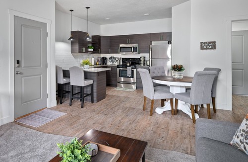 Farmington Apartment | Beautiful 2 Bedroom Apartment Near Lagoon