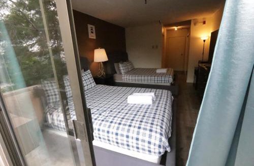 Beverly Hills Apartment | Beautiful 2 Queed Beds Apart in BH