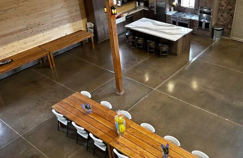 Cedar City House | Beautiful 3-bedroom barn in charming Kanarraville