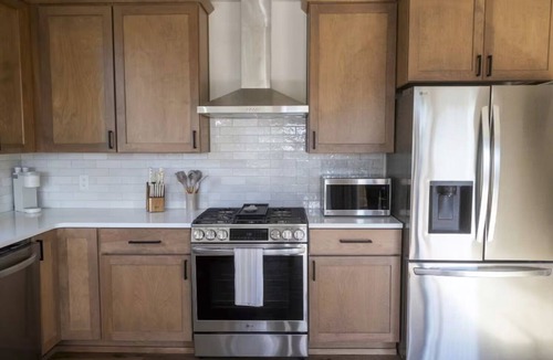 Yakima House | Beautiful 4-bedroom house with AC in tranquil Yakima