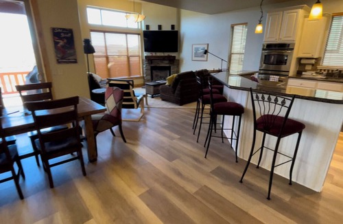 Kimball Junction House | Beautiful 4BR Bear Hollow house with private hot tub and views!