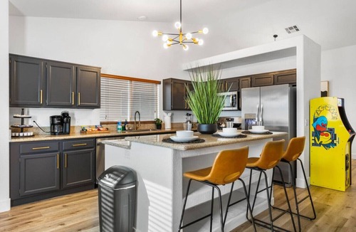 North Las Vegas House | Beautiful 5 BD Home with pool