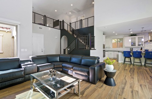 Las Vegas House | Beautiful 5 bedroom home for long term stays