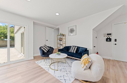 Glendora House | beautiful and quiet/2 beds/2baths house