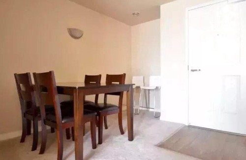 Wilshire Montana Apartment | Beautiful Apartment in Santa Monica