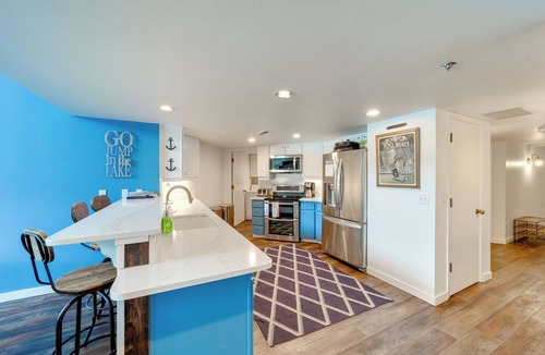 Chelan Condo | Beautiful Condo w/Balcony on Lake Chelan!