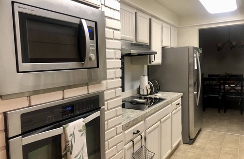 Morningside House | Beautiful cozy home in south central Salem!