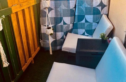 Wilshire Montana House | Beautiful Cozy Room in Santa Monica Beach