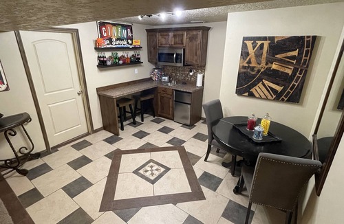 Kamas House | Beautiful Getaway Near Park City with Private Hot Tub