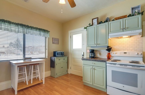 Cannonville Cottage | Beautiful Historic Home Near Bryce Canyon!