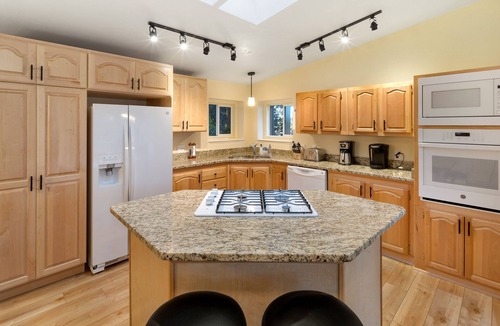 Roche Harbor House | Beautiful Home near Roche Harbor! (QPR)