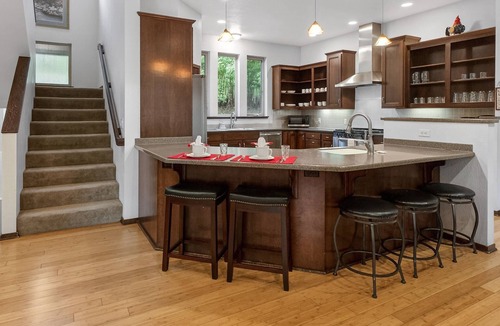 Dunes City House | Beautiful Lake Area Home, Gas Grill - Close to Downtown Florence & Dunes