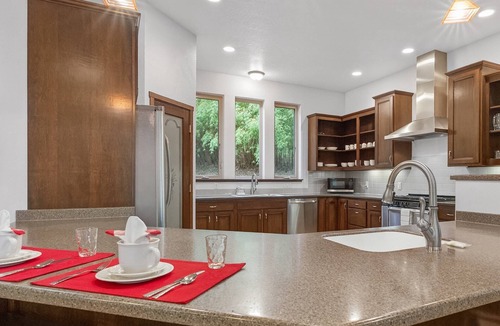 Dunes City House | Beautiful Lake Area Home, Gas Grill - Close to Downtown Florence & Dunes