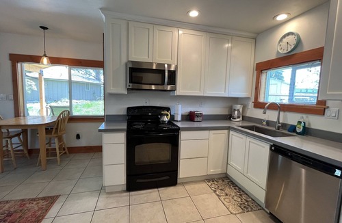 Silver Creek House | Beautiful Lake Front Home on Acre with Hot Tub & Private Dock