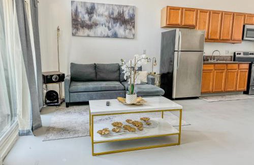 Little Italy Apartment | Beautiful Loft in Little Italy SD with Parking
