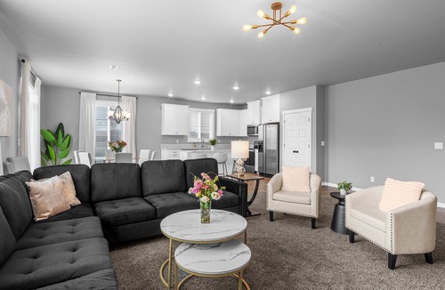 West Richland House | Beautiful New 4bd 2ba West Richland Home