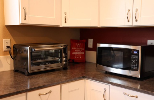 Lowell Apartment | Beautiful new apartment overlooking Dexter Lake. A peaceful place to relax.