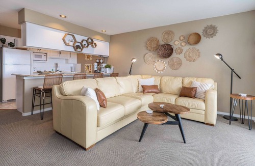 Lincoln City Condo | Beautiful ocean views from this wonderful 3rd floor condo in the Taft District
