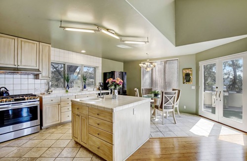 Del Mar Heights House | BEAUTIFUL OCEAN VIEW & TORREY PINES SERENITY