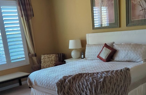 Indio House | Beautiful south-facing golf course home in popular + 55 Sun City Shadow Hills
