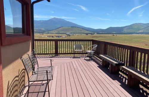 Flagstaff Ski Chalet | Beautiful Views! Home near Grand Canyon, Flagstaff