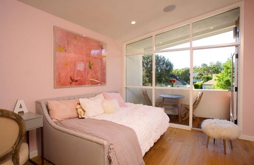 Santa Monica Canyon House | Beautifully Mid-Century Modern home on exclusive block in Santa Monica Canyon.